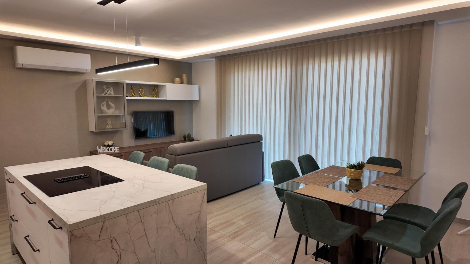 Skyline Modern Apartment