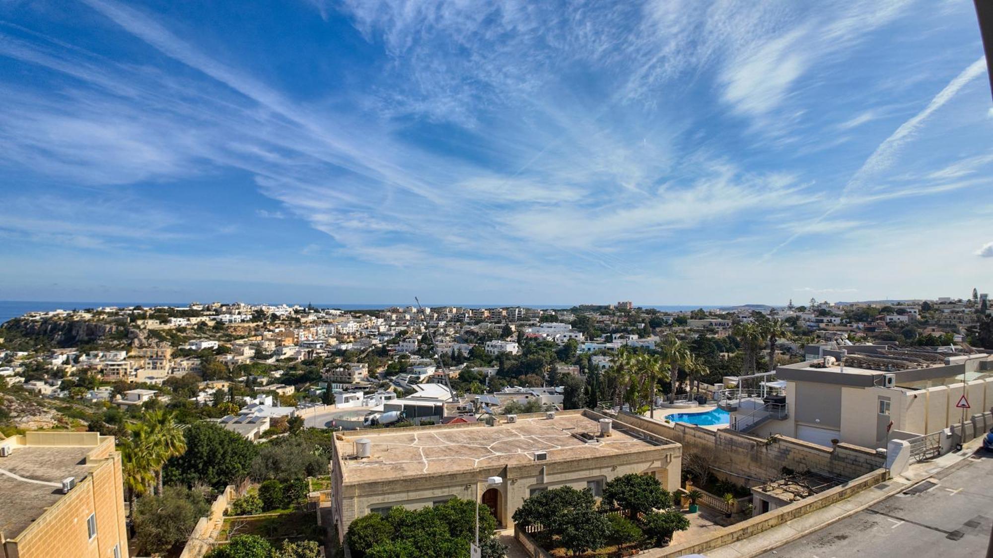 Skyline Modern Apartment Mellieha