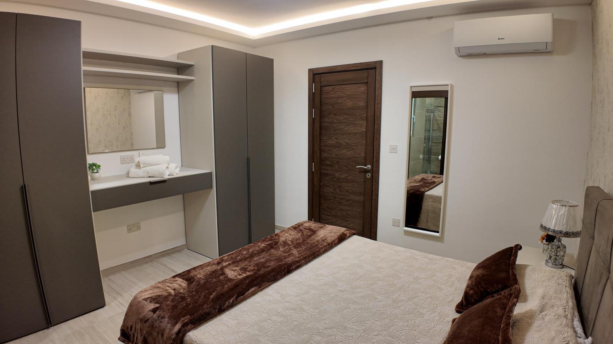 Skyline Modern Apartment Mellieha